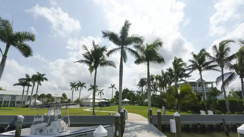 Tarpon Lodge & Restaurant